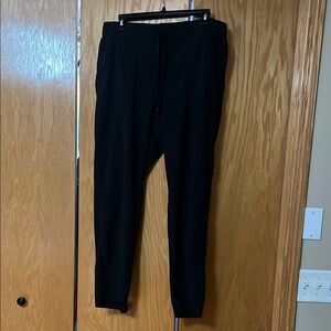 All in Motion Black Woven Pants